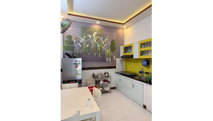 Bán nhà hxh tránh nhau 43m2-2tang Huỳnh Thị Hai Q12 , liền kề chợ Hạt Điều , 3 tỷ nhỉnh 0932030061