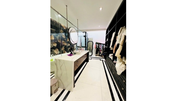 ** Siêu Phẩm Nguyễn Trãi Quận5-Hẻm Ôtô Sát Mặt Tiền,3Tầng 4X15-Full Nội Thất, 11,6Tỷ TL