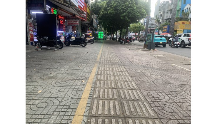 Mặt Tiền Hùng Vương Q5 Kinh Doanh Cực Đỉnh Nhỉnh 24.5 Tỷ