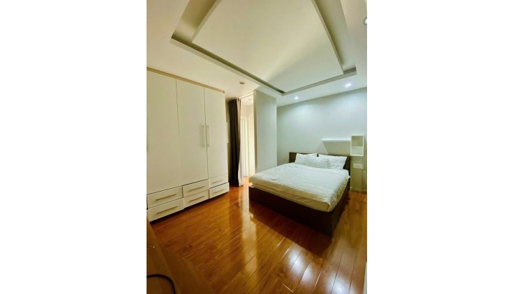 Cần bán nhà đẹp hẻm đường Đào Duy Anh, P.9, Q. Phú Nhuận (7.6m x 19m), giá chỉ 24 tỷ