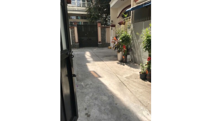 Bán 500 m2  606/20/4 Quốc Lộ 13 Quận Thủ Đức giá 21 tỷ , 40 triệu/m2 , giá thị trường 70 triệu/m2