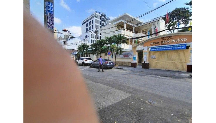 NHÀ ĐẸP - ĐẦU TƯ SINH LỜI - CHÍNH CHỦ Cần Bán Nhanh Nhà