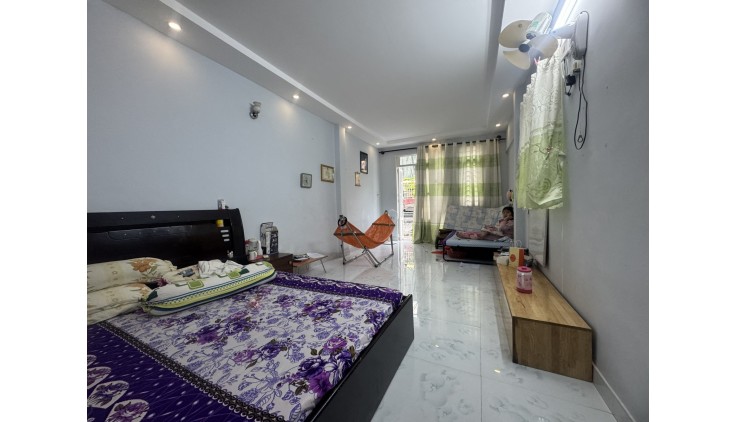NHÀ ĐẸP đường DẠ NAM  - LÔ GÓC 2 MẶT HẺM - XE TẢI THÔNG -  50M RA CÔNG VIÊN - THÍCH HỢP KINH DOANH ĐA NGÀNH.