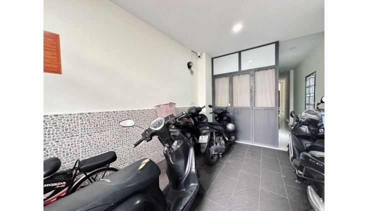 Bán gấp nhà HXH NGUYỄN TRỌNG TUYỂN 7 phòng cho thuê 30tr.