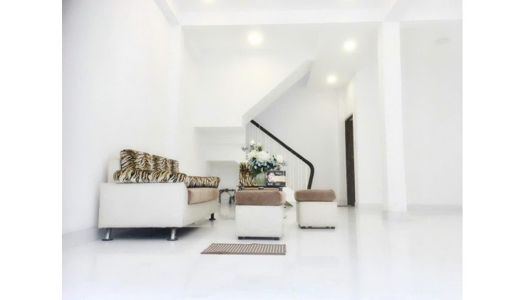 Bán Nhà Hẻm Đường Nguyễn Trãi, P7, Q5, Diện Tích 5.9 x 8.4m, Giá 14 Tỷ