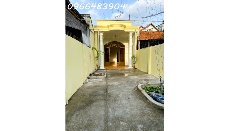 Cho thuê nhà nguyên căn 128m2 hẻm xe hơi khu Cư Xá Điện Lực - Trường Thọ