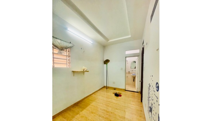 Nhà ở Tết 4 tầng 72m2 có 6,95 tỷ Nguyễn Văn Khối Gò Vấp Hồ Chí Minh