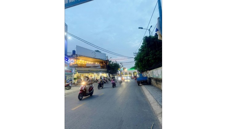 Bán Khách Sạn 6 tầng 28 Phòng 23 tỷ Khuông Việt Tân Phú Hồ Chí Minh