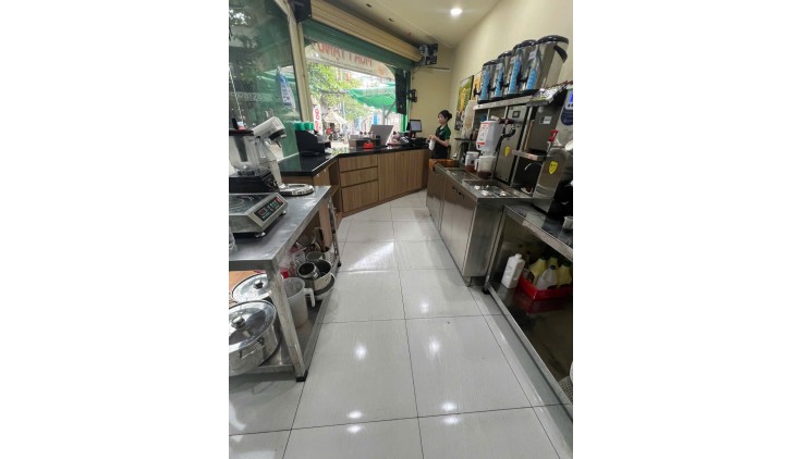 Sang gấp quán Cafe - Trà Sữa Đường Lê Lợi , P4, Gò Vấp