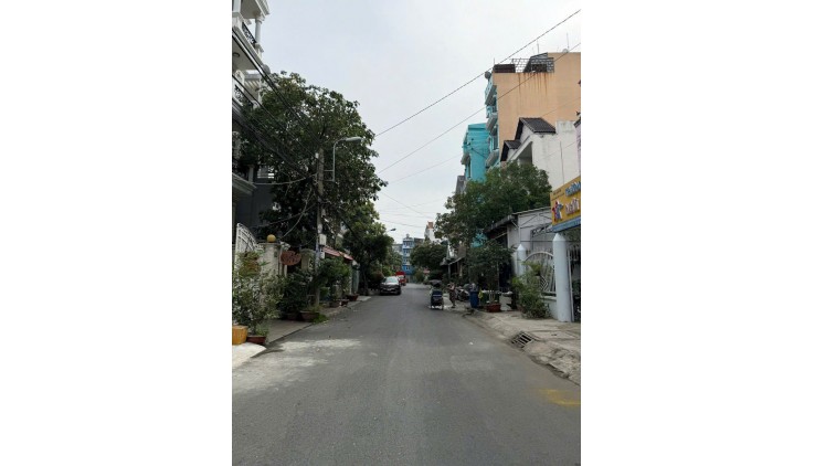 BIỆT THỰ GÒ VẤP GẦN CÔNG VIÊN LÀNG HOA ĐƯỜNG 10M, 90M2, 5 PN ĐANG CHO THUÊ 20TR/ THÁNG, 0763668658 LIÊN HỆ EM XEM NHÀ