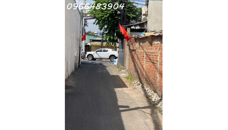 Cho thuê kho 88m2 hẻm xe hơi đường 5 - Linh Xuân