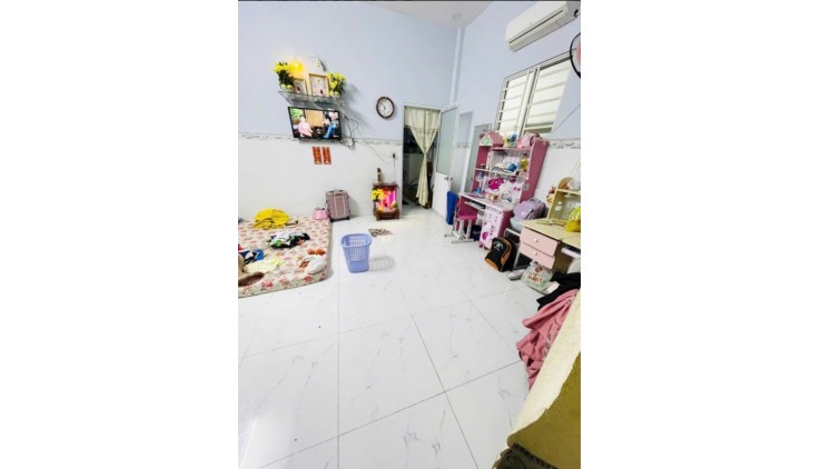 Bán nhà 84m², 2PN, Q.8, Nguyễn Thị Tần, 6.6 tỷ, không quy hoạch, sổ đỏ riêng, công  chứng nhanh