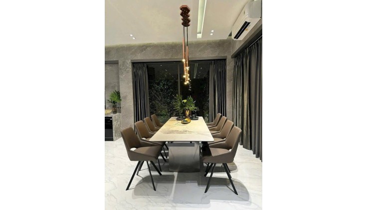 **Bán nhà đường Cách Mạng Tháng 8, phường 5 Tân Bình (4*14) - 3 tầng