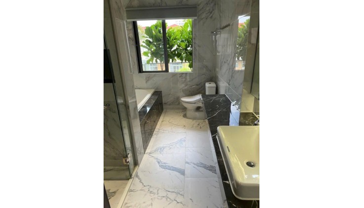**Bán nhà đường Cách Mạng Tháng 8, phường 5 Tân Bình (4*14) - 3 tầng