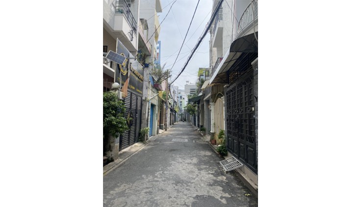 **Bán nhà đường Hồng Lạc, phường 11 Tân Bình; 5*14, hậu 5.4m; nhà 3 tầng