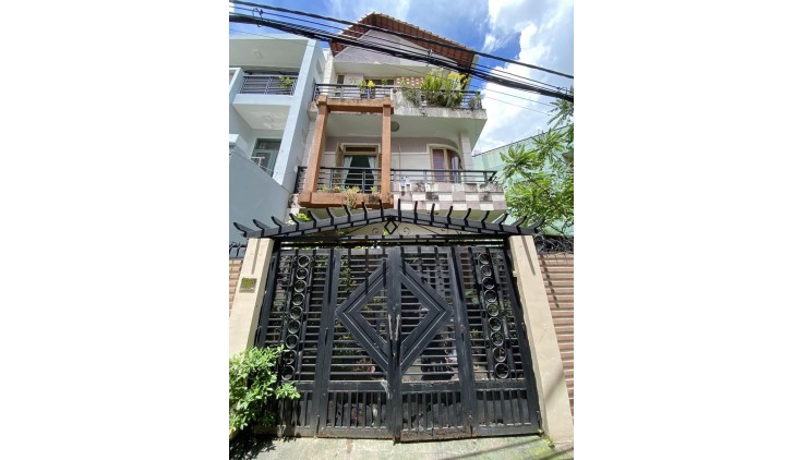 **Bán nhà đường Lê Văn Huân** phường 13 Tân Bình; 4*13, nhà 4 tầng