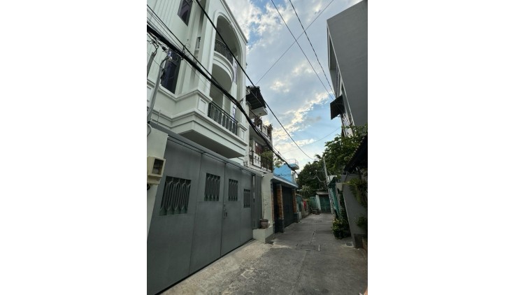 **Bán nhà hẻm 371 Trường Chinh** Phường 14 Tân Bình; 5x10 nhà nở hậu