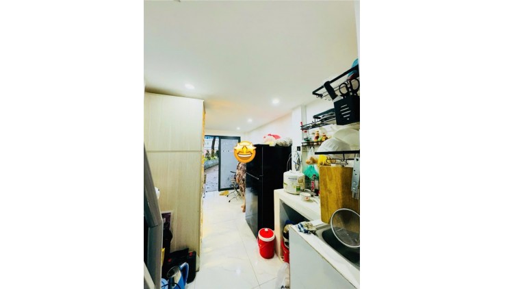 **Bán nhà hxh Cách Mạng Tháng 8**, phường 5 Tân Bình, 4x15, 3 lầu
