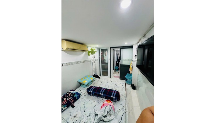 **Bán nhà hxh Cách Mạng Tháng 8**, phường 5 Tân Bình, 4x15, 3 lầu