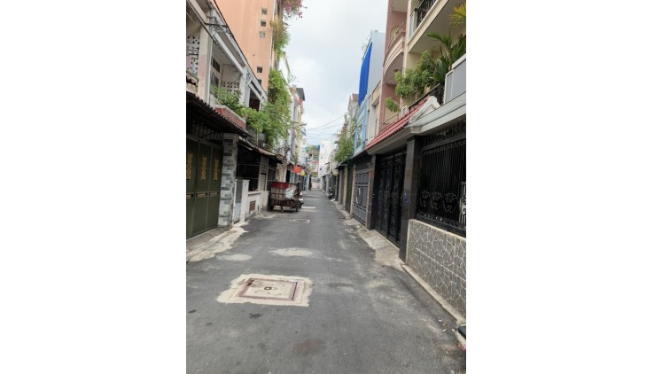 **Bán nhà Hẻm xem hơi Trường Chinh** Phường 14 Tân Bình; 4x24 nhà nở hậu