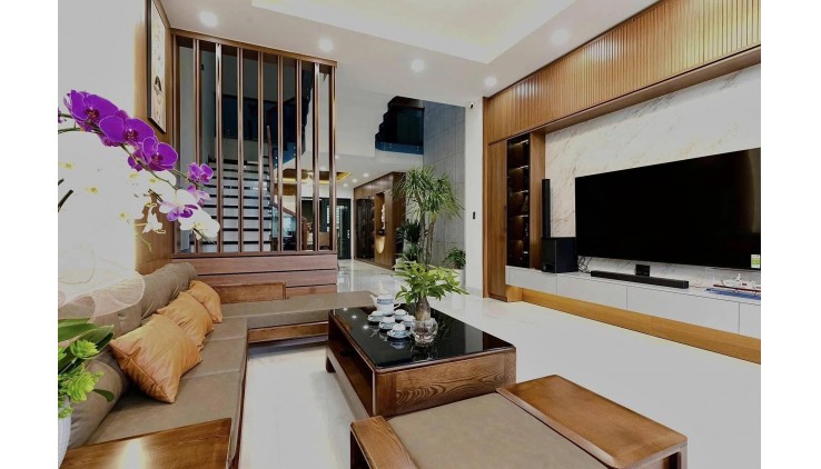 **Bán nhà đường Bạch Đằng, phường 2 quận Tân Bình; 5x12, nhà đẹp, 3L