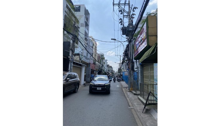 **Bán nhà phường 10 Tân Bình, hẻm Ni Sư Huỳnh Liên (5,3*14); góc 2 MT