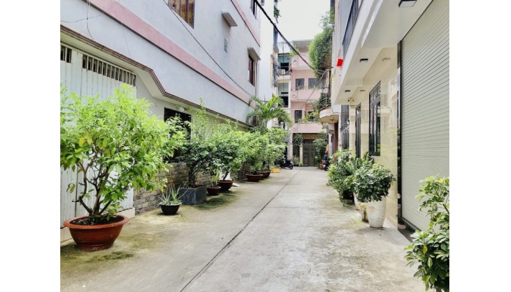**Bán nhà Phường 6 Tân Bình** hẻm xe hơi 25 Đất Thánh; 6x8, 5 tầng
