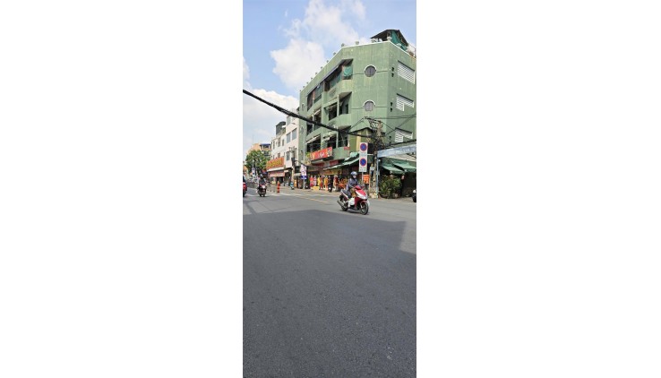 Cần bán nhà mặt tiền đường Út Tịch, P.4, Q. Tân Bình, 7.9m x 6.5m, giá chỉ 10.5 tỷ