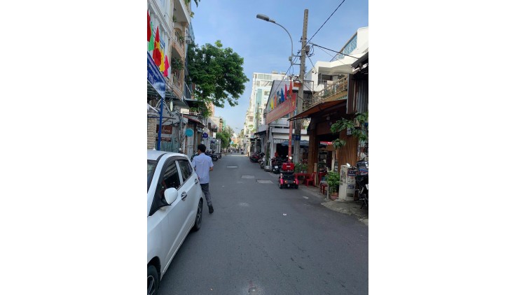 Cơ Hội Đầu Tư: Nhà Mặt Tiền Đường Đinh Công Tráng, Hẽm Thông, P. Tân Định, Q.1 - 24.2 Tỷ (4.1x18.5m)