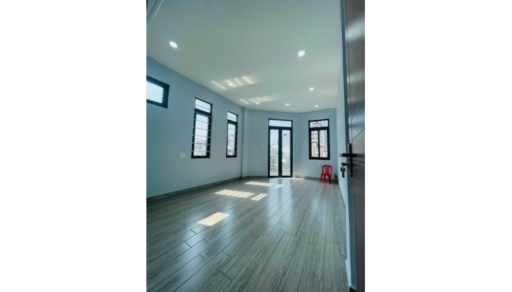 SIÊU PHẨM, CĂN GÓC 2 MẶT TIỀN ÂU DƯƠNG LÂN- GIÁP QUẬN 1,HIẾM 34M2 3 TẦNG GIÁ TỐT CHỈ 10 TỶ, [P3Q8]