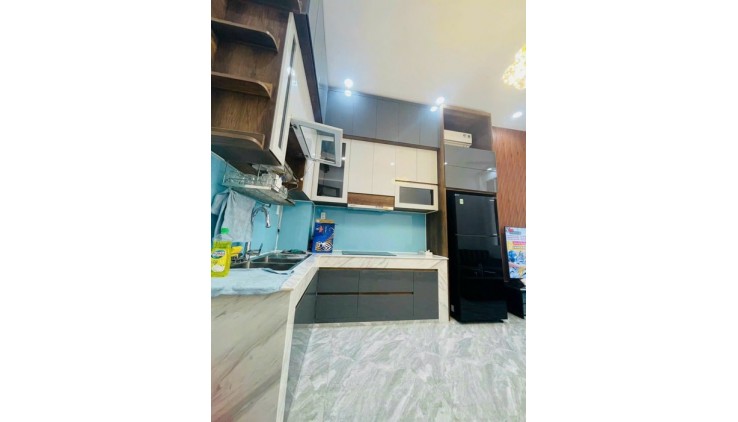 SIÊU PHẨM, CĂN GÓC 2 MẶT TIỀN ÂU DƯƠNG LÂN- GIÁP QUẬN 1,HIẾM 34M2 3 TẦNG GIÁ TỐT CHỈ 10 TỶ, [P3Q8]