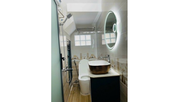 SIÊU PHẨM, CĂN GÓC 2 MẶT TIỀN ÂU DƯƠNG LÂN- GIÁP QUẬN 1,HIẾM 34M2 3 TẦNG GIÁ TỐT CHỈ 10 TỶ, [P3Q8]