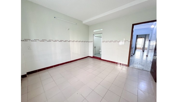 Mặt tiền ngay Pegasuite 4x16 đúc 5 tầng chỉ 11 tỷ 2
