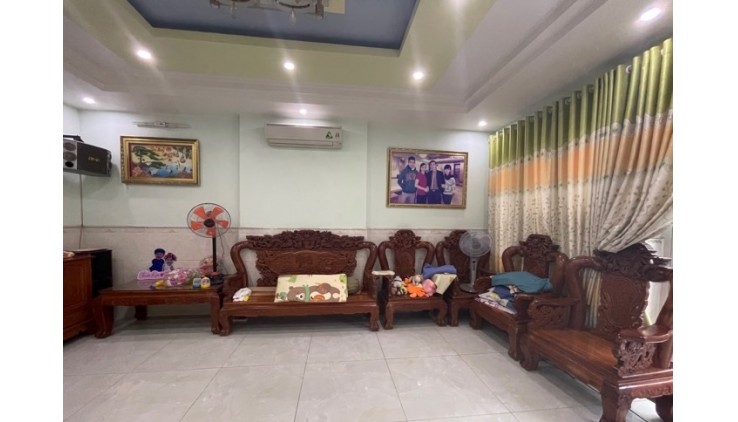 Bán NR tại Lê Đức Thọ, 8,6 tỷ, 101m2, 5PN, 5WC, Pháp lý đầy đủ