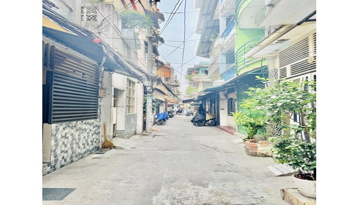 Bán nhà HXH nhỏ Nguyễn Thiện Thuật, P3, Quận 3, 35m2, 3 tầng, chỉ nhỉnh 5 tỷ
