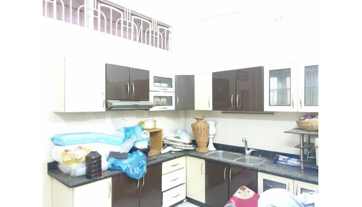 Nhà MT KD hạ chào 1,5 tỷ Nguyễn Súy, Tân Quý, Tân Phú, 128m2, 4 tầng, 6PN.