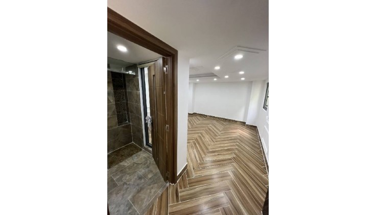 NHÀ PHẠM THẾ HIỂN 80M2X4 TẦNG 17.6 TỶ - Ô TÔ ĐỖ CỬA - VỊ TRÍ ĐẮC ĐỊA
