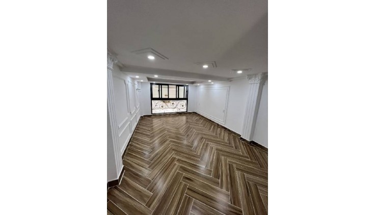NHÀ PHẠM THẾ HIỂN 80M2X4 TẦNG 17.6 TỶ - Ô TÔ ĐỖ CỬA - VỊ TRÍ ĐẮC ĐỊA
