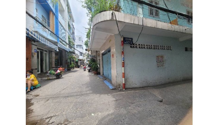 CHỈ 9.2 TỶ, [P3Q8], Ô TÔ ĐỖ CỬA - TẶNG FULL NỘI THẤT & CÂY CẢNH; DIỆN TÍCH 86M2 NGANG 5M.