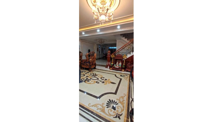 Biệt thự góc mặt tiền, view sông Vàm Thuật, dt gần 300m2, Quận 12