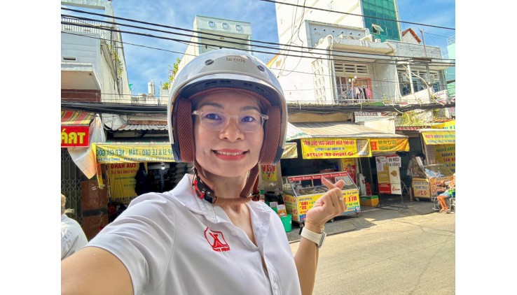 BÁN NHÀ MẶT PHỐ ĐOÀN VĂN BƠ, P.14, Q.4 - 88M2, 2 TẦNG, 3 PN, 11 TỶ - SỔ HỒNG CHÍNH CHỦ