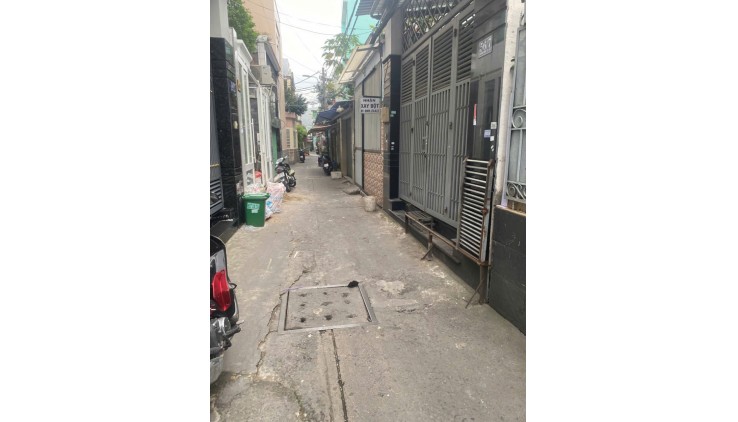 NHÀ 1 XẸT SÁT MẶT TIỀN, 

[P5Q8], CHỈ 9.5 TỶ - HẺM XE HƠI THÔNG BÙI MINH TRỰC - 130M2 - NGANG 5.5 DÀI 23 - 2 TẦNG