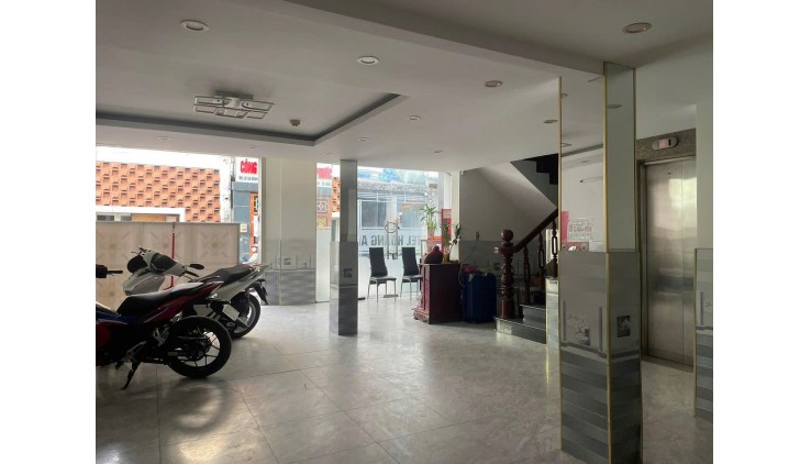 Bán Nhà 5 Tầng, đang KD Khách sạn đường Bình Thanh, 8x18m, 24 Phòng, giá 12.7 tỷ.