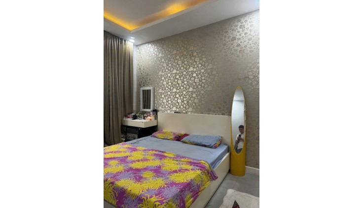 MT kinh doanh Lạc Long Quân - Tân Bình - giá tốt 19,5 tỷ - TL chính chủ.