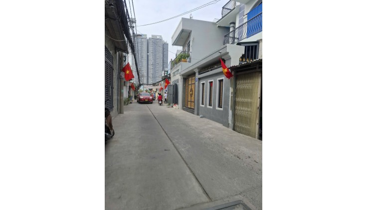 Nhà 2 Tầng hẽm xe hơi Thông, Ngang 4.6M, Huỳnh Tấn Phát,  68M2, Chỉ 12tỷ
