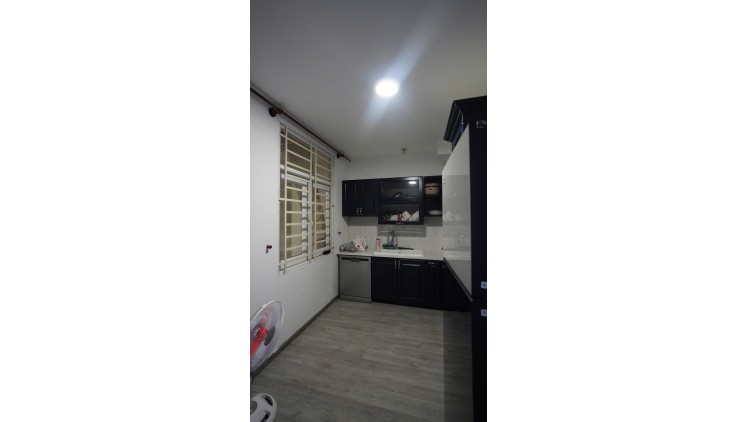 Cho thuê phòng gần sát AEON TÂN PHÚ MẶT TIỀN ĐƯỜNG LỚN LÊ ĐÌNH THÁM