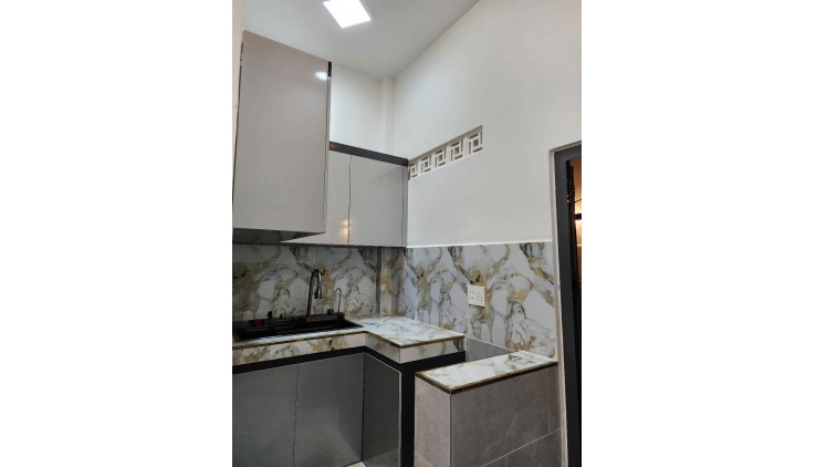 Gấp Bán Biệt Thự mi ni Đ số 12 BHH giáp Aeon Tân Phú hẻm 7m 51m2,2Tầng Nhỉnh 4tỷ