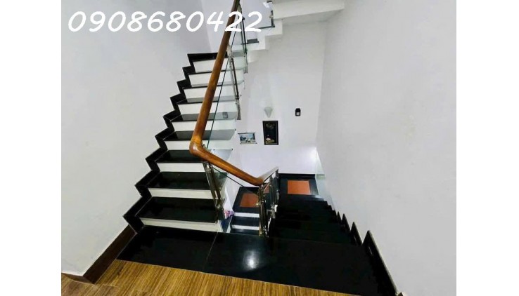 PHƯỚC LONG A- Q9-100M2- NGANG 5M - NHÀ 3 TẦNG: 7.9 TỶ TL