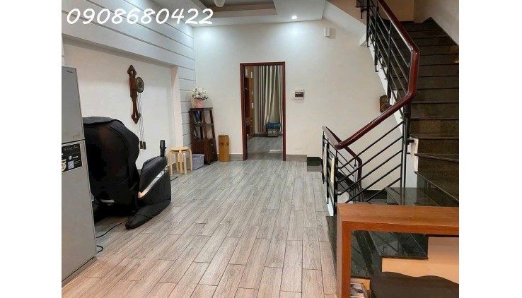 Bán nhà mặt phố Q.9, 100m², 3 tầng, 5PN, 12.5 tỷ, sổ hồng
