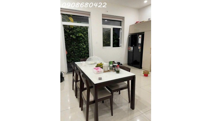 Bán nhà mặt phố Q.9, 100m², 3 tầng, 5PN, 12.5 tỷ, sổ hồng